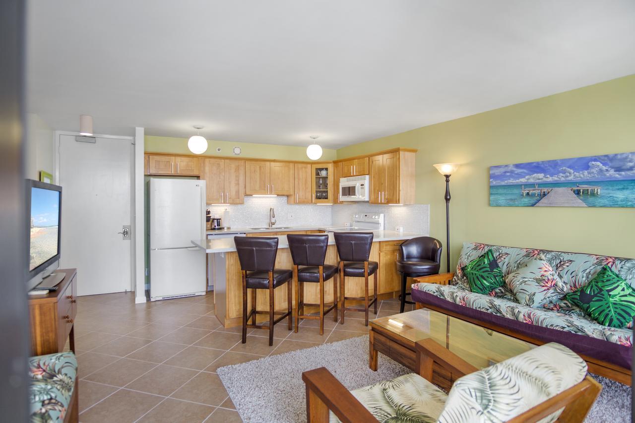Ke Aloha Suite At The Waikiki Banyan Honolulu Exterior photo