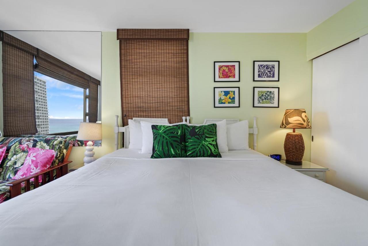 Ke Aloha Suite At The Waikiki Banyan Honolulu Exterior photo